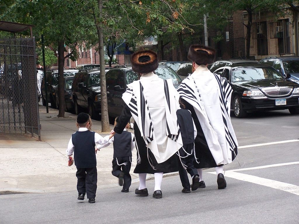 Jueus_ultraortodoxes_satmar_a_brooklyn